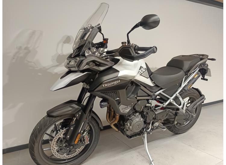 TRIUMPH TIGER 1200 GT PRO