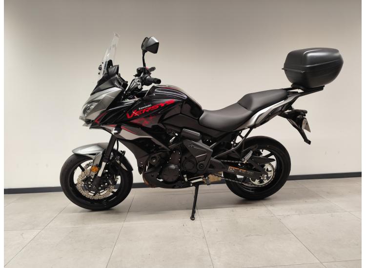 KAWASAKI VERSYS 650 / 2021 / 13.940 km / A2 possible