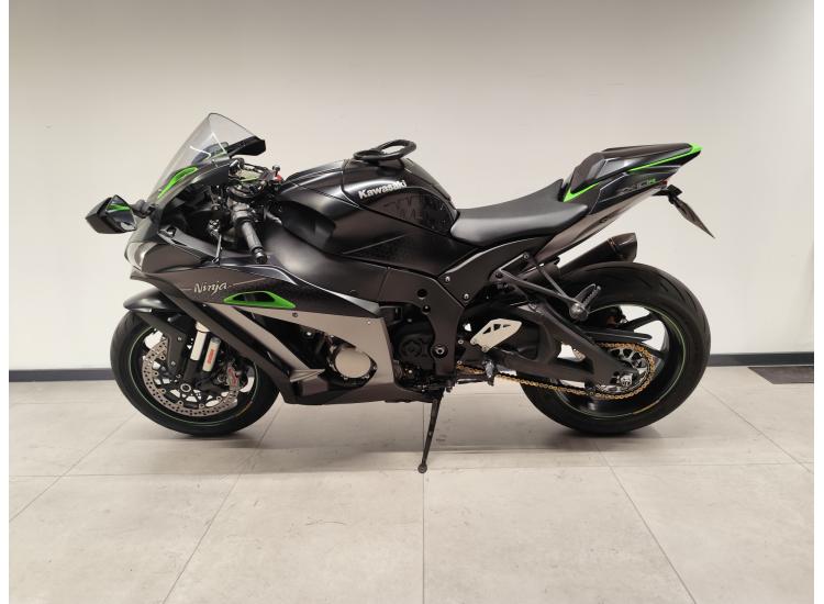 KAWASAKI ZX-10R  SE / 2018 / 32.745 km
