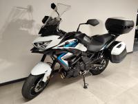 VERSYS 650 A2 / 350KMS / 2025 / PACK VALISES TOP CASE