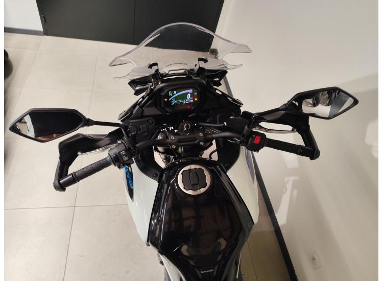 VERSYS 650 A2 / 350KMS / 2025 / PACK VALISES TOP CASE