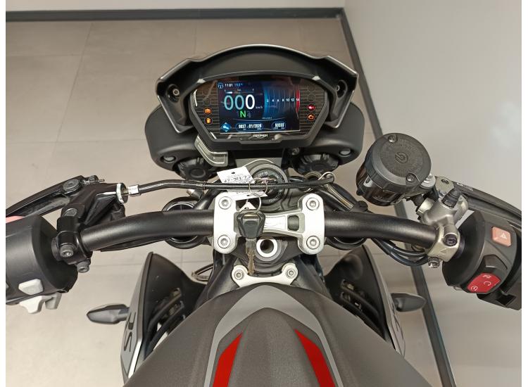 TRIUMPH STREET TRIPLE 765 RS / 2017 / 51.000 km