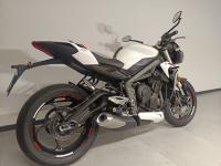 TRIUMPH STREET TRIPLE 660 S A2