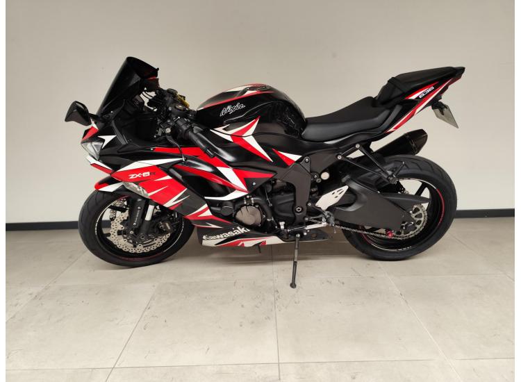KAWASAKI ZX-6R 636 / 18000KMS / 2019