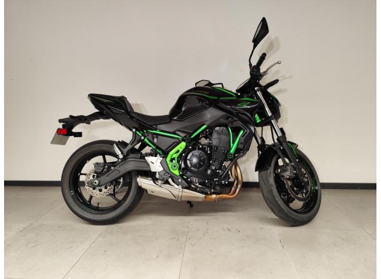 Z650 / 2025/ 600KMS / 115€/MOIS AVEC ASSURANCE GVA